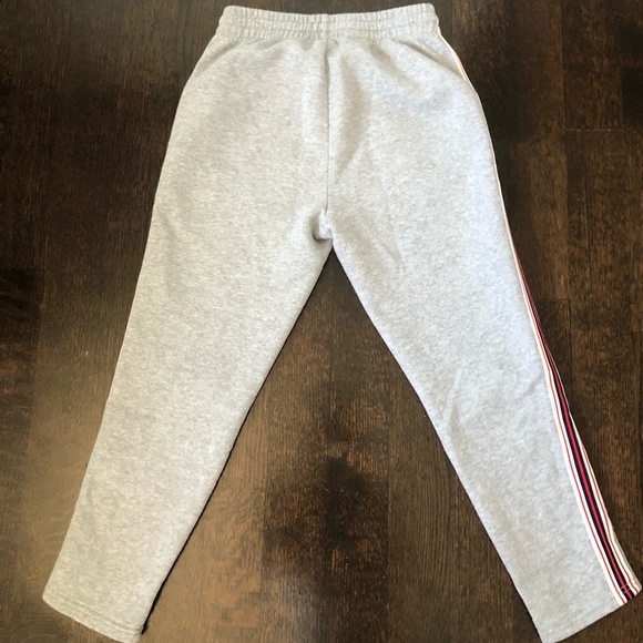 Aritzia / TNA grey sweatpants - Picture 4 of 5